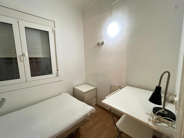 Spain furnished Room in Catalonia, Barcelona