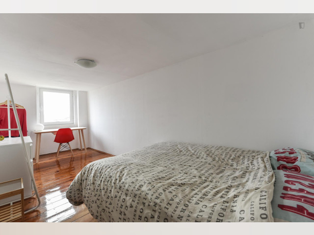 Portugal furnished Room in Lisboa-Tagus Valley, Lisbon