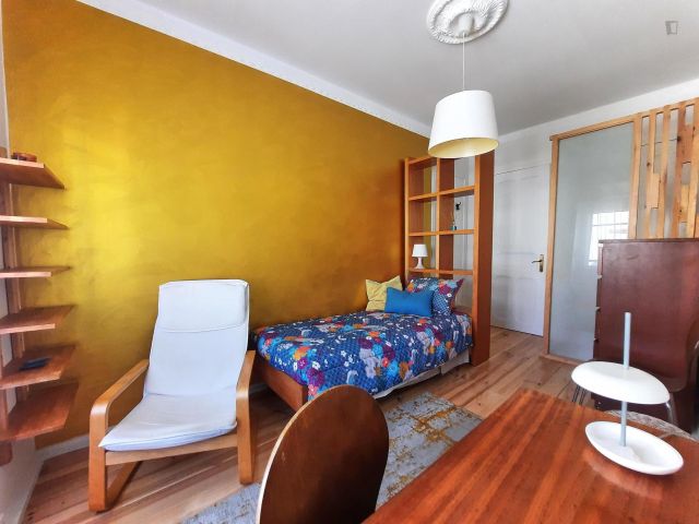 Portugal furnished Room in Lisboa-Tagus Valley, Lisbon