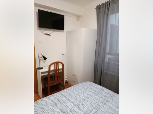 Spain furnished Room in Asturias, Oviedo