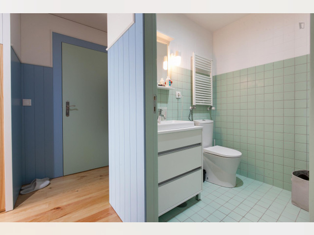 Portugal furnished Room in Porto-North Portugal, Porto Oporto