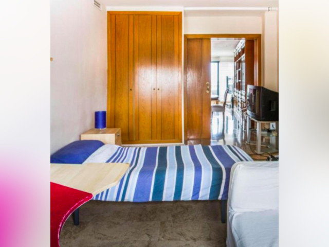 Spain furnished Room in Valencia, Valencia