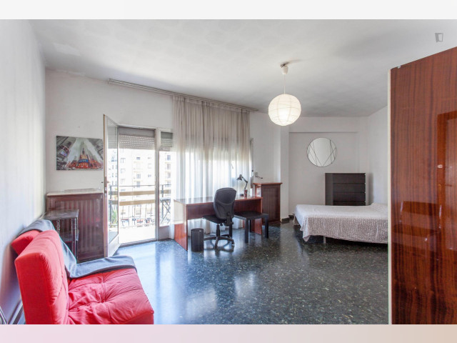 Spain furnished Room in Valencia, Valencia