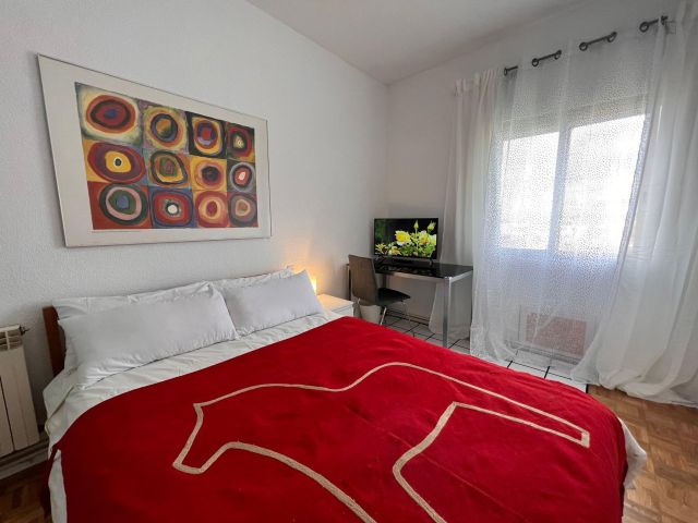 Spain furnished Room in Madrid, Madrid
