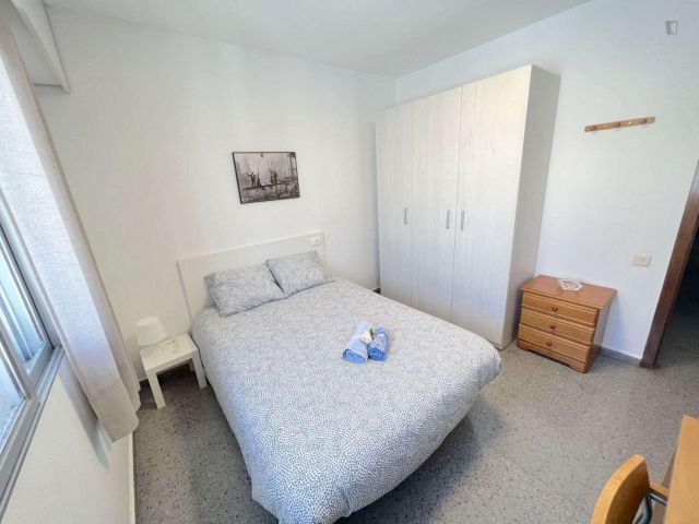Spain furnished Room in Valencia, Valencia