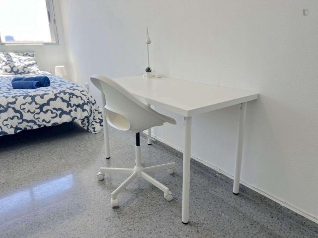 Spain furnished Room in Valencia, Valencia
