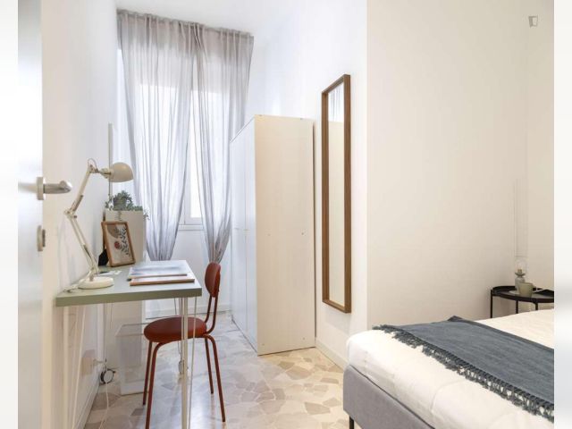 Italy furnished Room in Lombardy, Milan