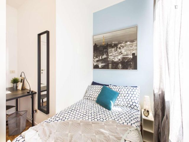 Italy furnished Room in Lombardy, Milan