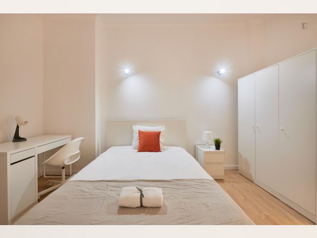 Portugal furnished Room in Lisboa-Tagus Valley, Lisbon