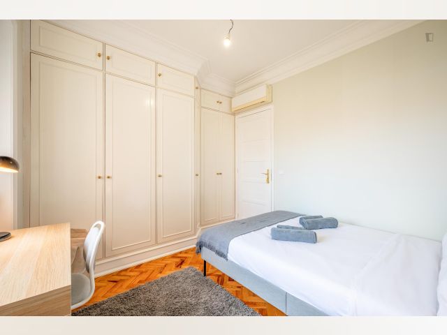 Portugal furnished Room in Lisboa-Tagus Valley, Lisbon