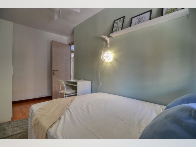 Spain furnished Room in Madrid, Madrid