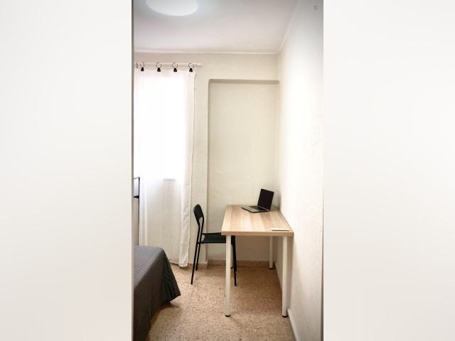Spain furnished Room in Valencia, Valencia
