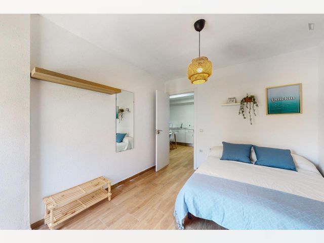 Spain furnished Room in Valencia, Valencia
