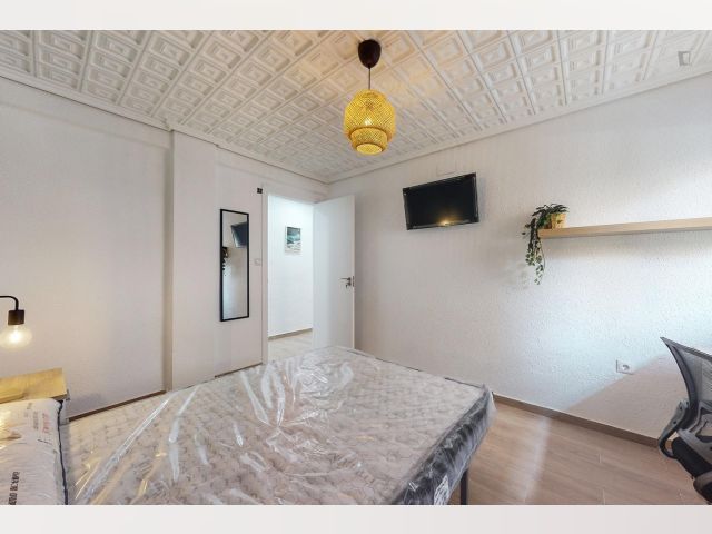Spain furnished Room in Valencia, Valencia