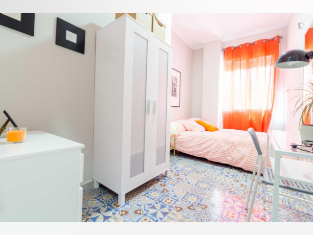 Spain furnished Room in Valencia, Valencia