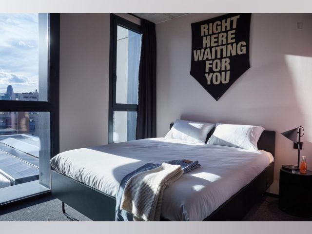Spain furnished Room in Catalonia, Barcelona