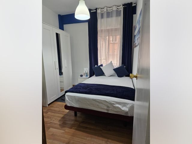 Spain furnished Room in Madrid, Madrid