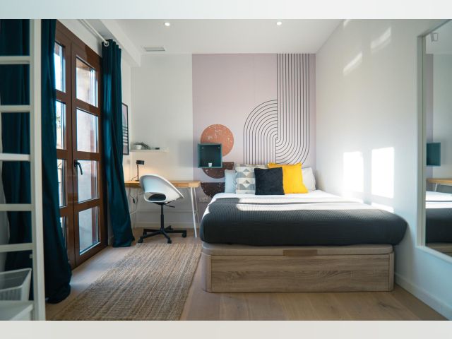 Spain furnished Room in Catalonia, Barcelona