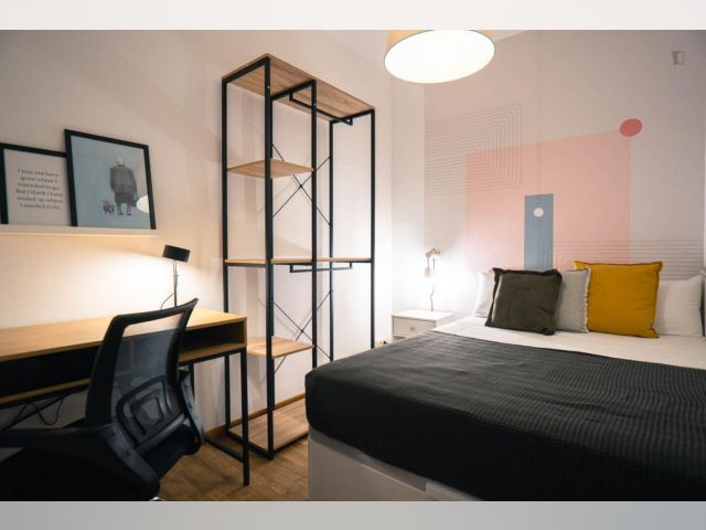 Spain furnished Room in Catalonia, Barcelona
