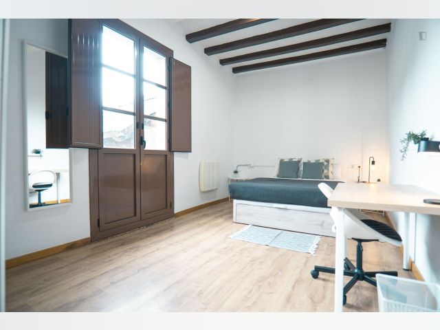 Spain furnished Room in Catalonia, Barcelona