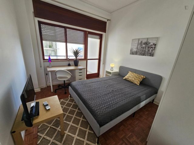 Portugal furnished Room in Beiras, Coimbra