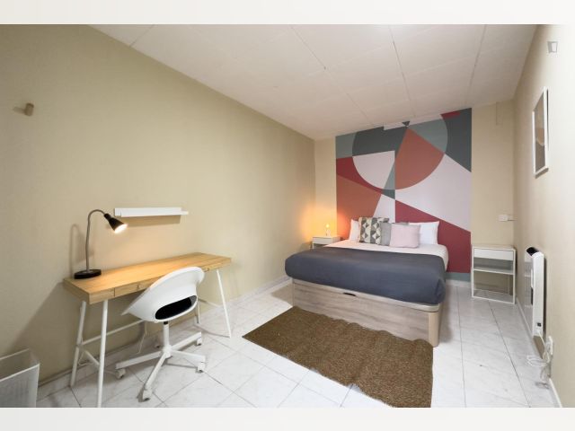 Spain furnished Room in Catalonia, Barcelona
