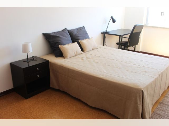 Portugal furnished Room in Lisboa-Tagus Valley, Lisbon