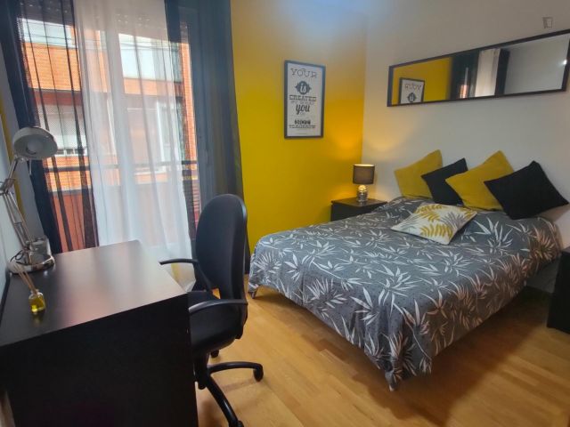 Spain furnished Room in Madrid, Madrid