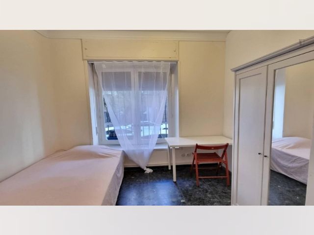 Spain furnished Room in Madrid, Madrid