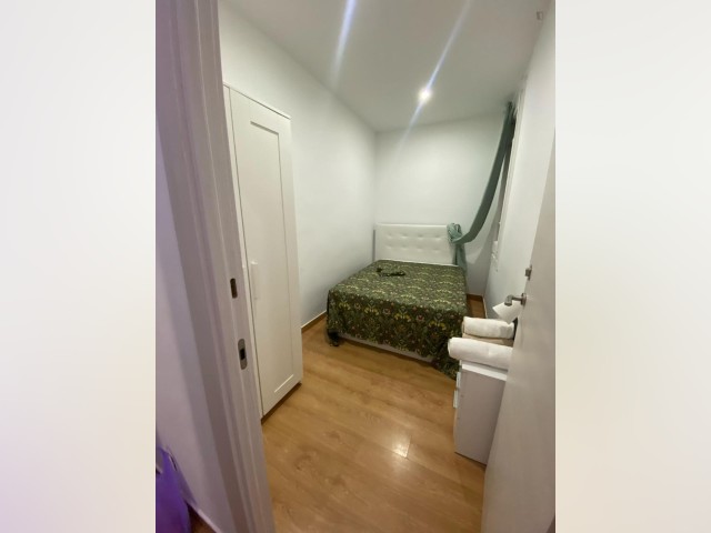 Spain furnished Room in Catalonia, Barcelona