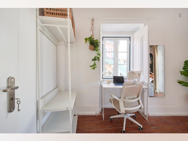 Portugal furnished Room in Lisboa-Tagus Valley, Lisbon