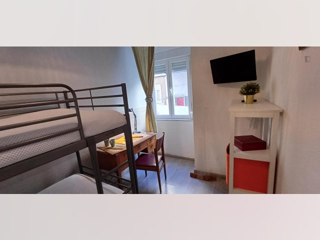 Portugal furnished Room in Lisboa-Tagus Valley, Lisbon