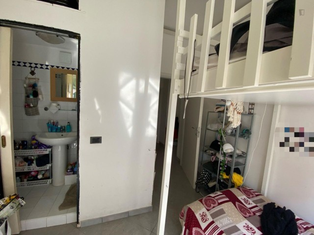 Italy furnished Room in Lombardy, Milan