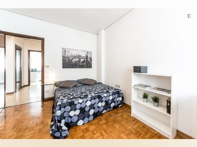 Venice Room for rent