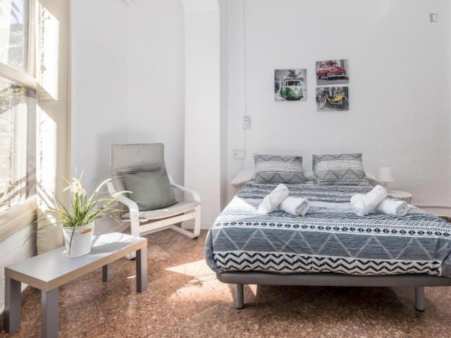 Spain furnished Room in Valencia, Valencia