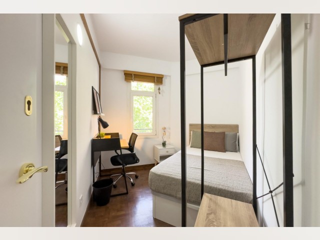 Spain furnished Room in Catalonia, Barcelona