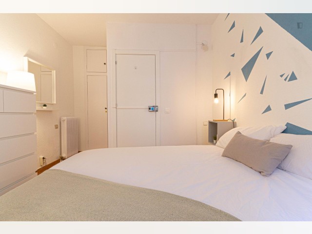 Spain furnished Room in Catalonia, Barcelona