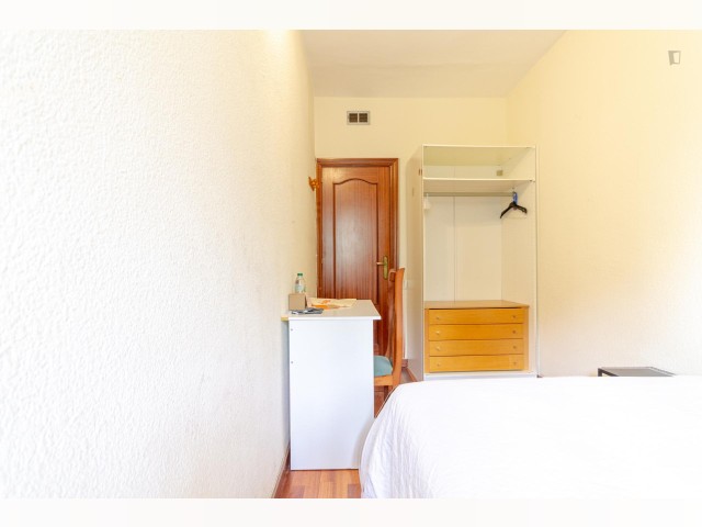 Spain furnished Room in Catalonia, Barcelona