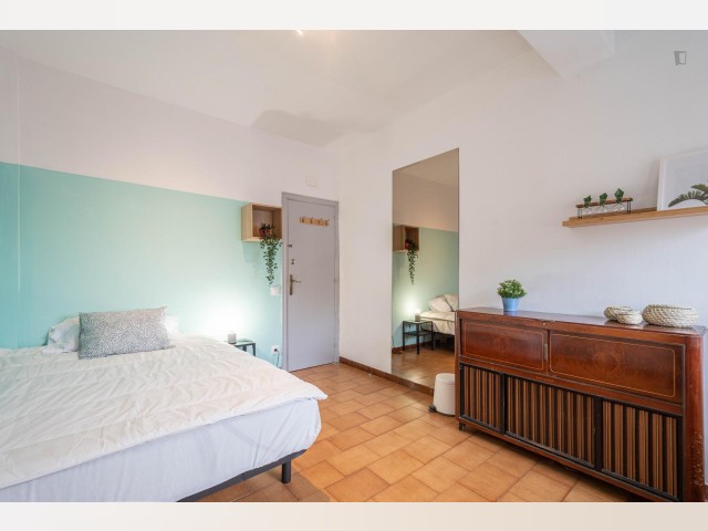 Spain furnished Room in Catalonia, Barcelona
