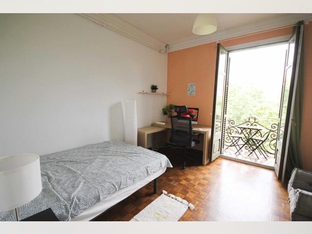 Spain furnished Room in Catalonia, Barcelona