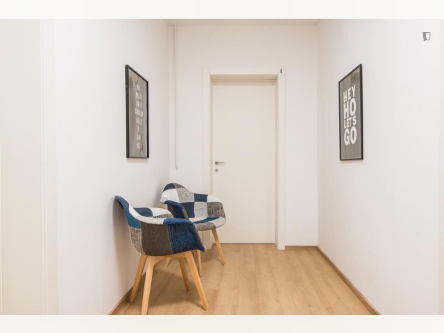 Venice Room for rent