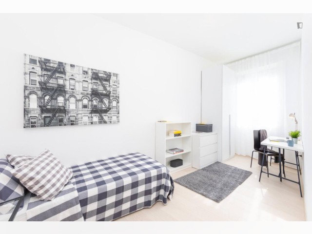 Venice Room for rent
