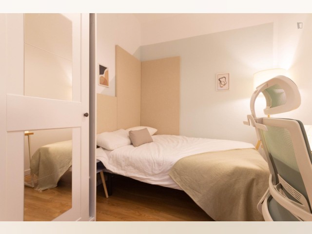 Spain furnished Room in Catalonia, Barcelona