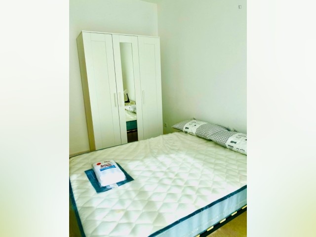 Spain furnished Room in Catalonia, Barcelona