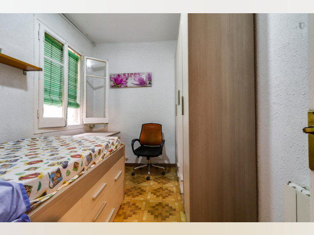 Spain furnished Room in Catalonia, Barcelona