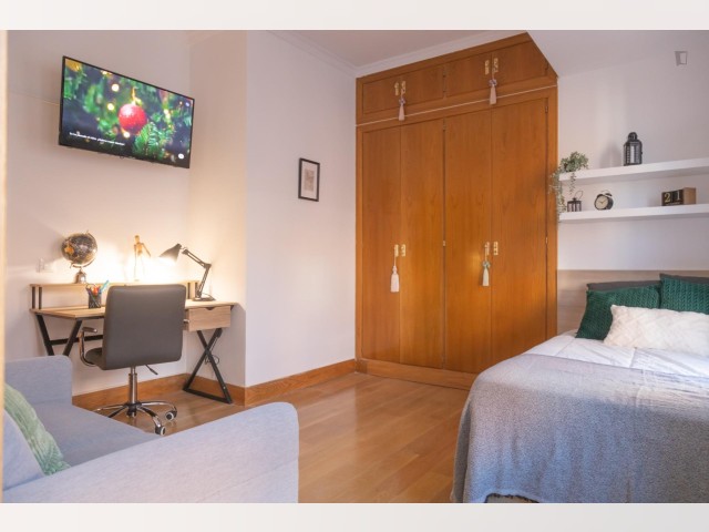 Spain furnished Room in Madrid, Madrid