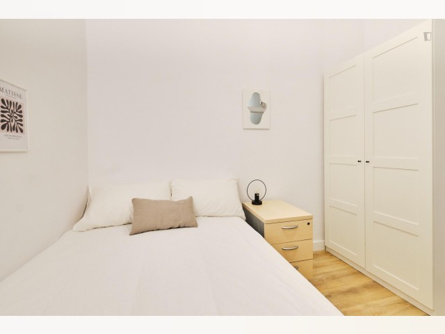 Spain furnished Room in Catalonia, Barcelona
