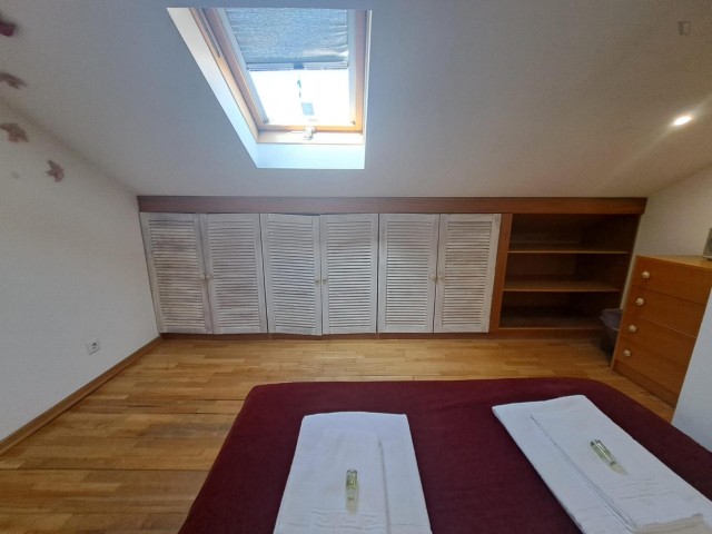 Portugal furnished Room in Lisboa-Tagus Valley, Lisbon