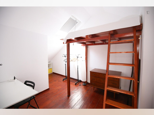 Portugal furnished Room in Lisboa-Tagus Valley, Lisbon