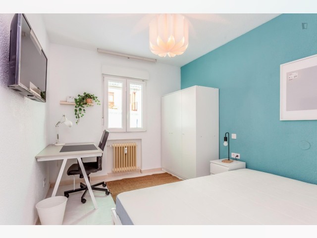 Spain furnished Room in Madrid, Madrid